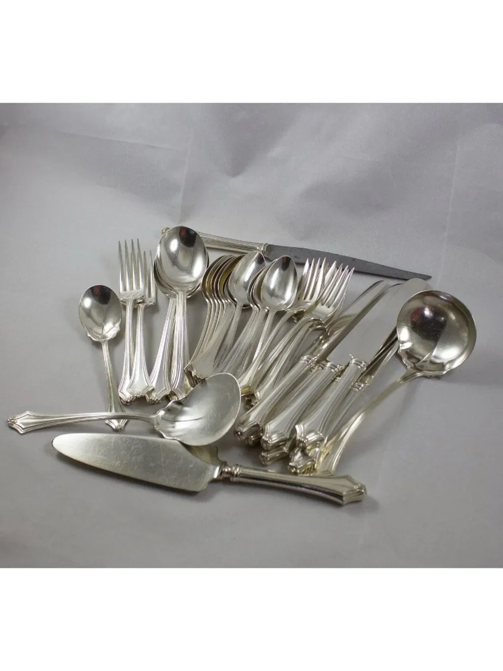 Antique Trenton Silverplate 1915 Wallace Silver 37 Pieces Pat. Feb 23 1915